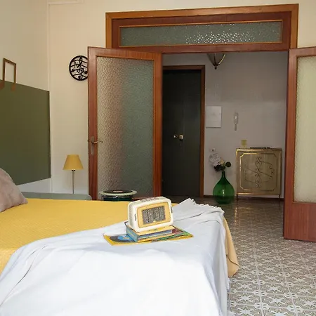 Casa Derosa In Centro Sorrento