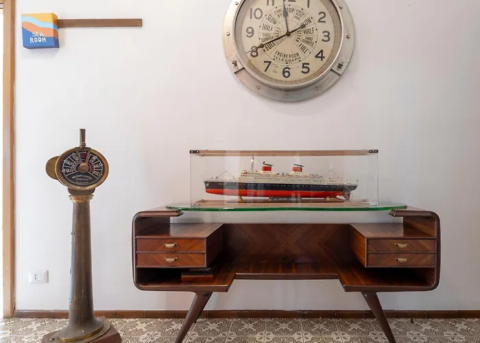 Casa Derosa In Centro * Сорренто