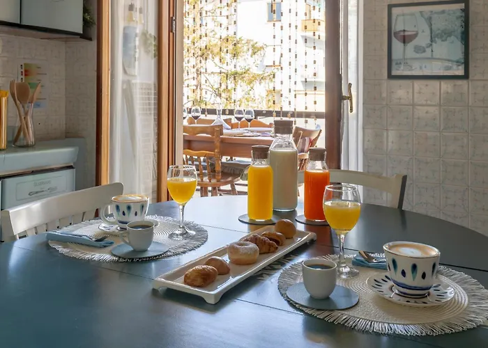 Casa Derosa In Centro * Сорренто