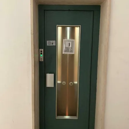 Casa Derosa In Centro Διαμέρισμα *